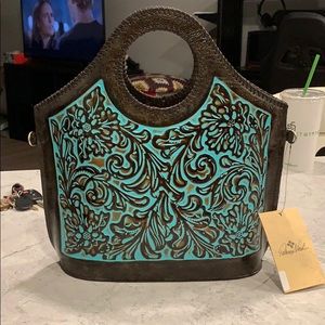NWT Patricia Nash tooled turquoise moretto